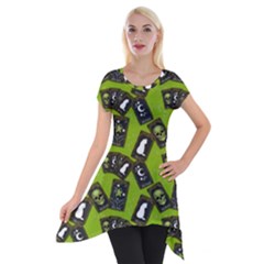 Cats And Skulls - Modern Halloween  Short Sleeve Side Drop Tunic by ConteMonfrey