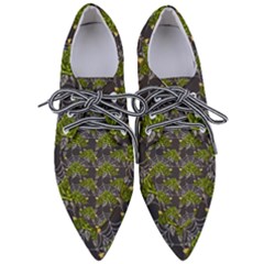 Halloween - Green Roses On Spider Web  Pointed Oxford Shoes by ConteMonfrey