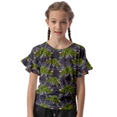 Halloween - Green Roses On Spider Web  Kids  Cut Out Flutter Sleeves by ConteMonfrey