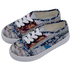 Fishes In Lake Garda Kids  Classic Low Top Sneakers by ConteMonfrey