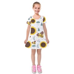 Nature Honeybee Sunflower Leaves Leaf Seamless Background Kids  Short Sleeve Velvet Dress