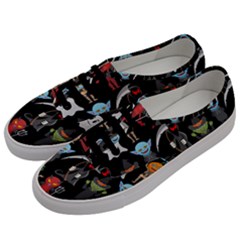 Halloween Men s Classic Low Top Sneakers by nateshop