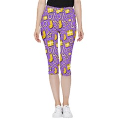 Pattern-purple-cloth Papper Pattern Inside Out Lightweight Velour Capri Leggings 