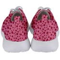 Cute Little Hearts Men s Lightweight Sports Shoes View4