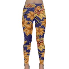 Seamless-pattern Floral Batik-vector Classic Yoga Leggings by nateshop