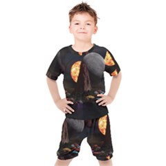 Eye Of Sauron Space Mushroom Moon Kids  Tee And Shorts Set by Wegoenart