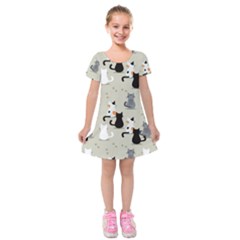 Cute-cat-seamless-pattern Kids  Short Sleeve Velvet Dress