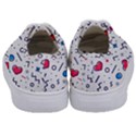 Hearts-seamless-pattern-memphis-style Kids  Classic Low Top Sneakers View4