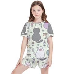 Funny Cartoon Cats Seamless Pattern Kids  Tee And Sports Shorts Set by Jancukart