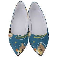 Seamless-pattern-funny-astronaut-outer-space-transportation Women s Low Heels