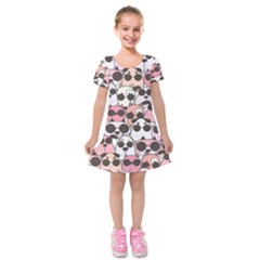 Cute-dog-seamless-pattern-background Kids  Short Sleeve Velvet Dress