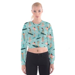 Beach-surfing-surfers-with-surfboards-surfer-rides-wave-summer-outdoors-surfboards-seamless-pattern- Cropped Sweatshirt