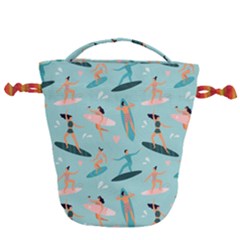 Beach-surfing-surfers-with-surfboards-surfer-rides-wave-summer-outdoors-surfboards-seamless-pattern- Drawstring Bucket Bag