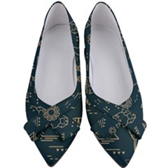 Dark-seamless-pattern-symbols-landmarks-signs-egypt -- Women s Bow Heels