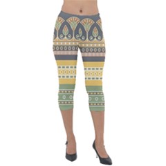 Seamless-pattern-egyptian-ornament-with-lotus-flower Lightweight Velour Capri Leggings 