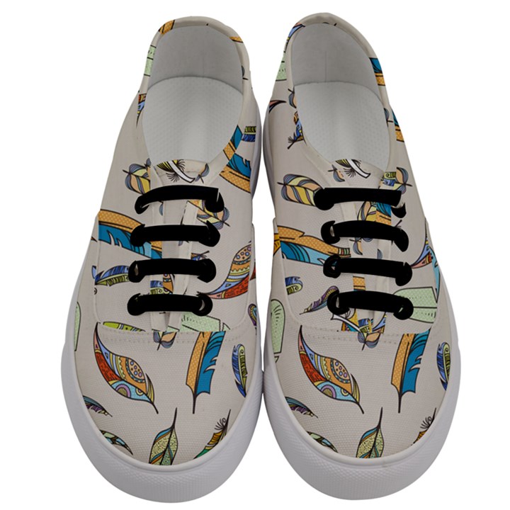 Vector-boho-doodle-feathers-seamless-pattern-illustration Men s Classic Low Top Sneakers