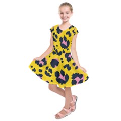 Leopard-print-seamless-pattern Kids  Short Sleeve Dress