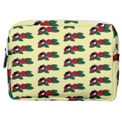 Guarana Fruit Clean Make Up Pouch (medium) by ConteMonfrey