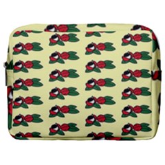 Guarana Fruit Clean Make Up Pouch (large) by ConteMonfrey