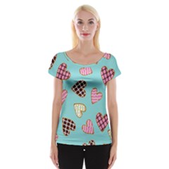 Seamless-pattern-with-heart-shaped-cookies-with-sugar-icing Cap Sleeve Top by Wegoenart