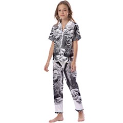 Drawing Angry Male Lion Roar Animal Kids  Satin Short Sleeve Pajamas Set by danenraven