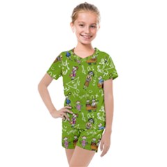 Seamless Pattern With Kids Kids  Mesh Tee And Shorts Set