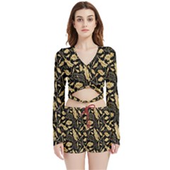 Natura Premium Golden Leaves Velvet Wrap Crop Top And Shorts Set by ConteMonfrey