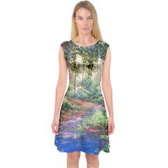 Abstract Forest Green Jungle Psychedelic Art Nature Capsleeve Midi Dress by Wegoenart