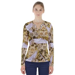 Dove Flowers Pattern Birds Flying Wings Animals V-neck Long Sleeve Top by Wegoenart