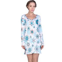 Beautifule Snowflake Decorative Pattern Seamless Long Sleeve Nightdress by Jancukart