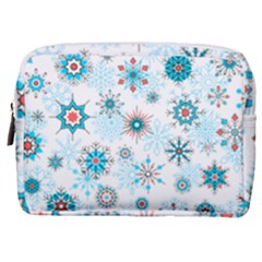 Beautifule Snowflake Decorative Pattern Seamless Make Up Pouch (medium)