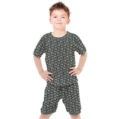 Robot Skull Extreme Close Up Kids  Tee And Shorts Set