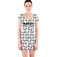 Cute Worm Sketchy Drawing Motif Pattern Short Sleeve Bodycon Dress by dflcprintsclothing