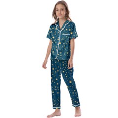 Star Golden Pattern Christmas Design White Gold Kids  Satin Short Sleeve Pajamas Set by Ravend