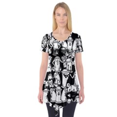 Graffiti Spray Can Characters Seamless Pattern Short Sleeve Tunic  by Pakemis