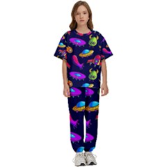 Space Pattern Kids  Tee And Pants Sports Set by Pakemis