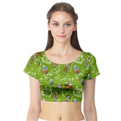 Seamless Pattern With Kids Short Sleeve Crop Top