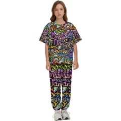 Graffiti Word Seamless Pattern Kids  Tee And Pants Sports Set