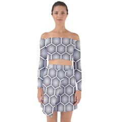 Halftone-tech-hexagons-seamless-pattern Off Shoulder Top With Skirt Set by Pakemis