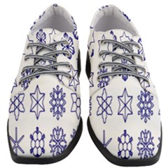 Various Types Of Snowflakes Women Heeled Oxford Shoes by artworkshop