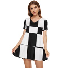 Grid-domino-bank-and-black Tiered Short Sleeve Babydoll Dress by BangZart