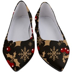 Christmas Pattern With Snowflakes Berries Women s Block Heels  by Uceng