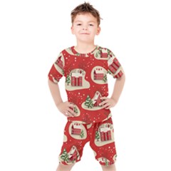 Christmas New Year Seamless Pattern Kids  Tee And Shorts Set by Uceng