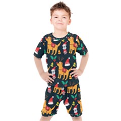 Funny Christmas Pattern Background Kids  Tee And Shorts Set by Uceng