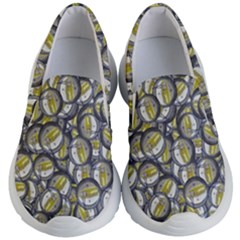 Gong Instrument Motif Pattern Kids Lightweight Slip Ons by dflcprintsclothing