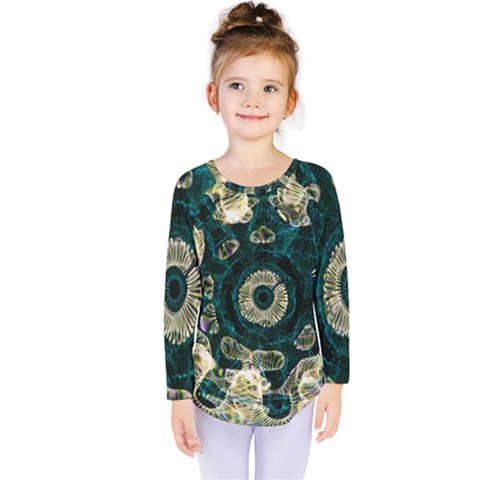 Fractal Glowing Kaleidoscope Wallpaper Art Design Kids  Long Sleeve Tee by Pakemis