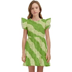 Textured Green Circles Pattern Kids  Winged Sleeve Dress by FunDressesShop