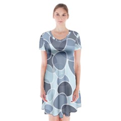 Sample Pattern Seamless Short Sleeve V-neck Flare Dress by artworkshop