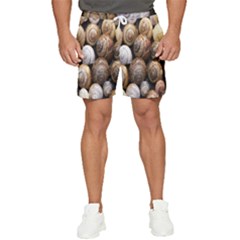 Snail Shells Pattern Arianta Arbustorum Men s Runner Shorts