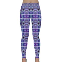 Vertical Striped Ornate Seamless Pattern Classic Yoga Leggings